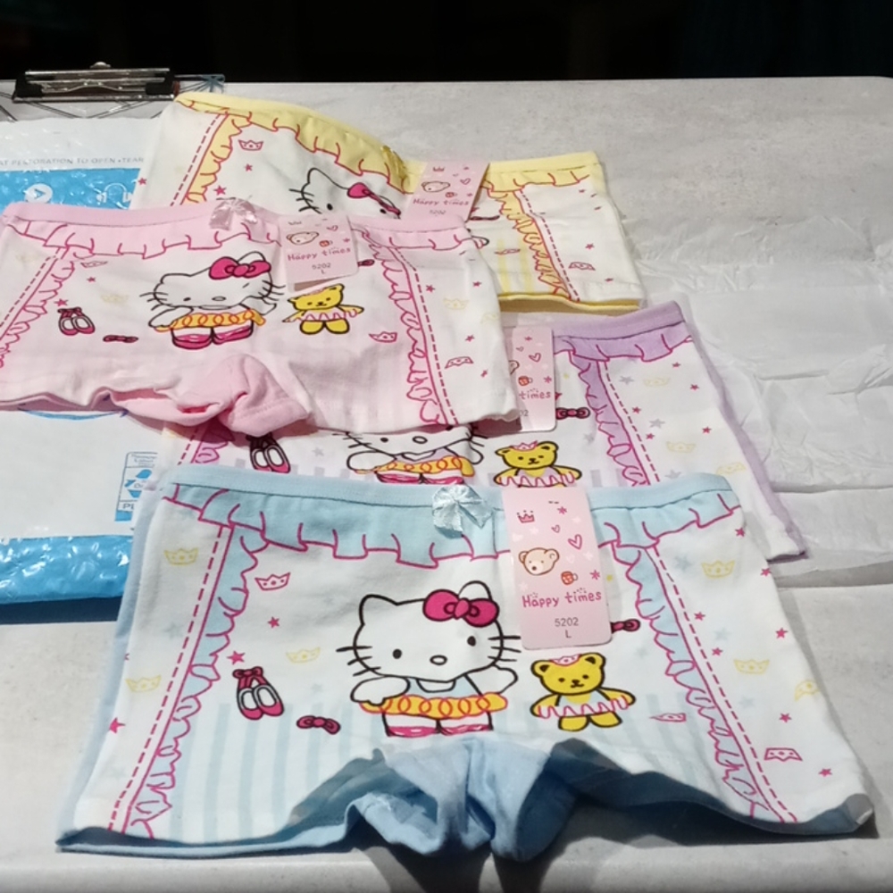 Kids Hello Kitty Boyshorts